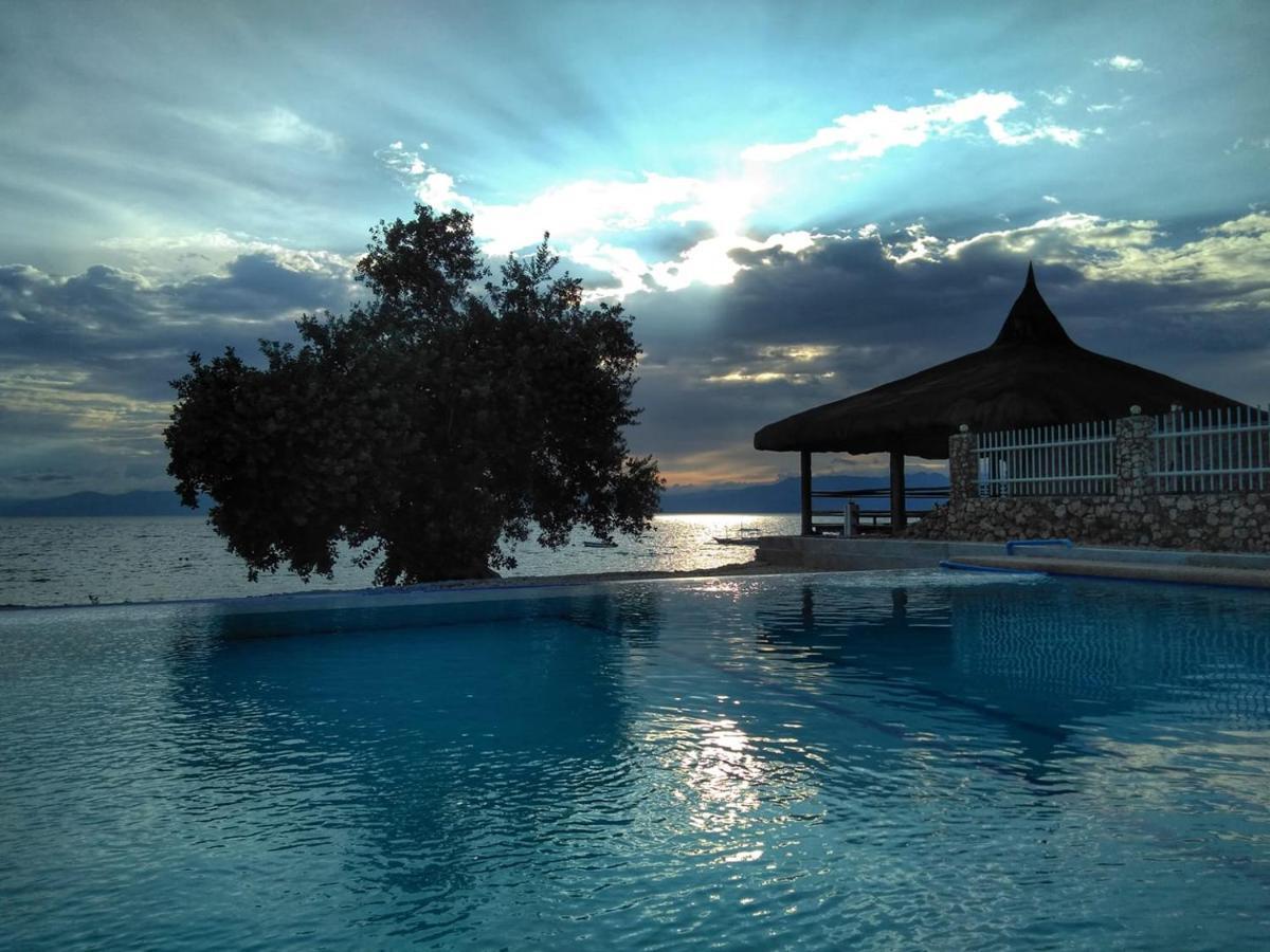 Cebu Seaview Dive Resort Moalboal Extérieur photo